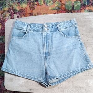 Levi's High-Waisted Mom Shorts